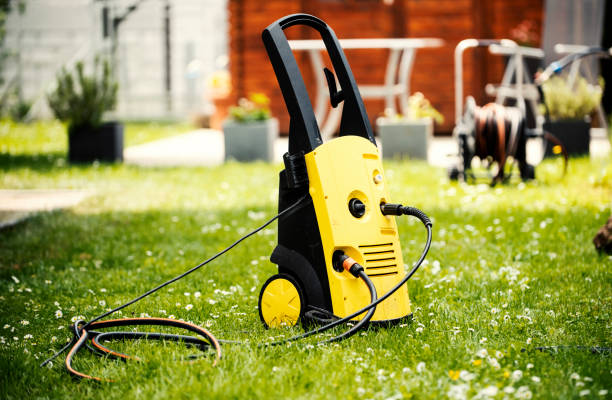Best Pool Deck Cleaning  in Rlsbad, CA